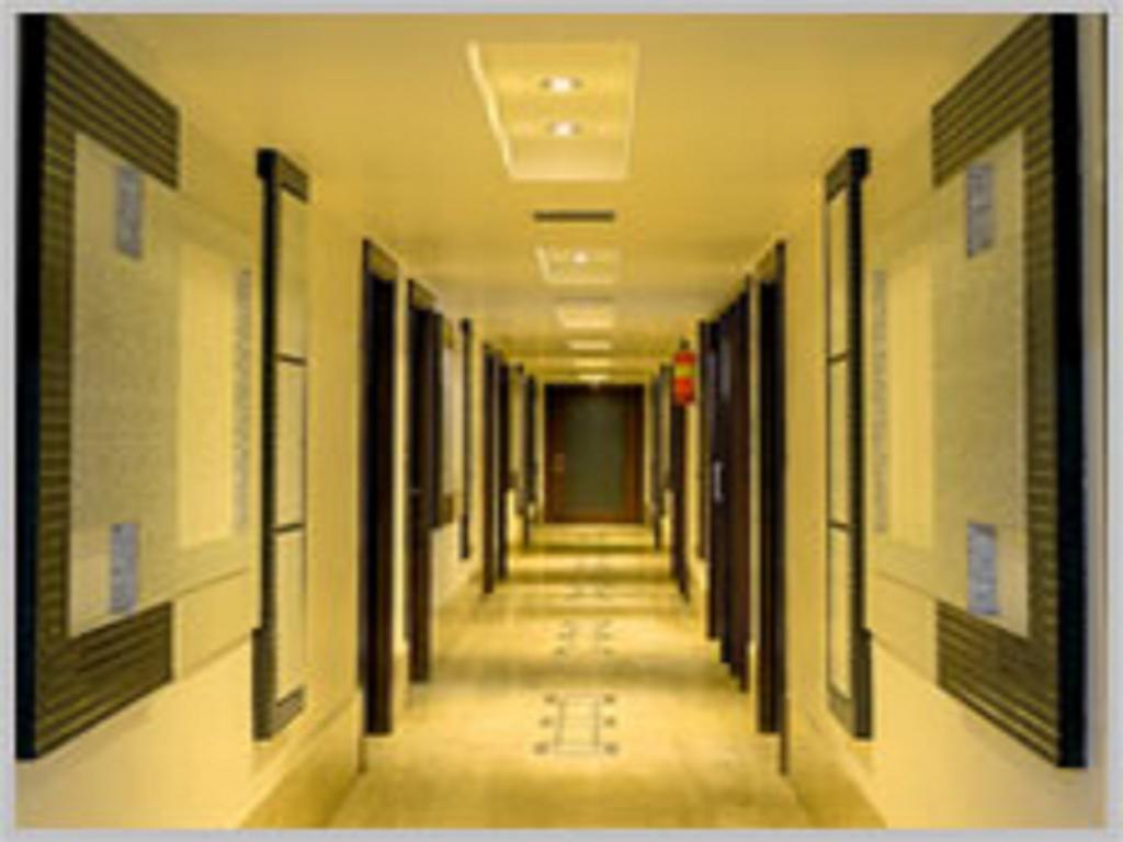 Hotel Subash International Катра Экстерьер фото