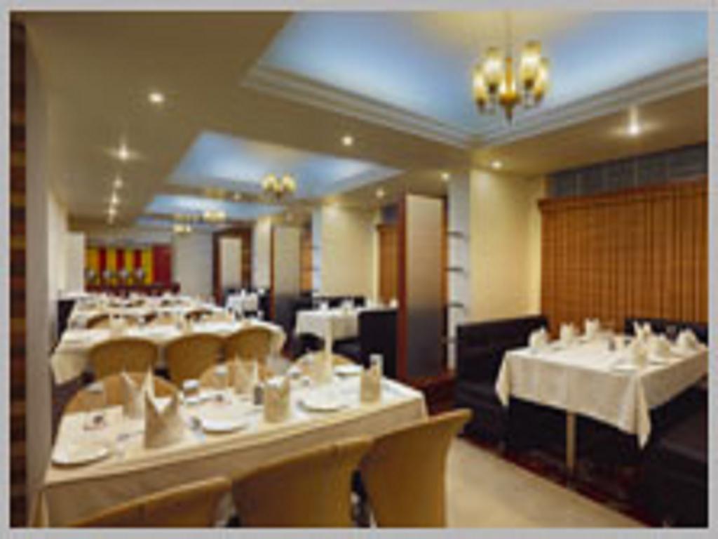 Hotel Subash International Катра Экстерьер фото