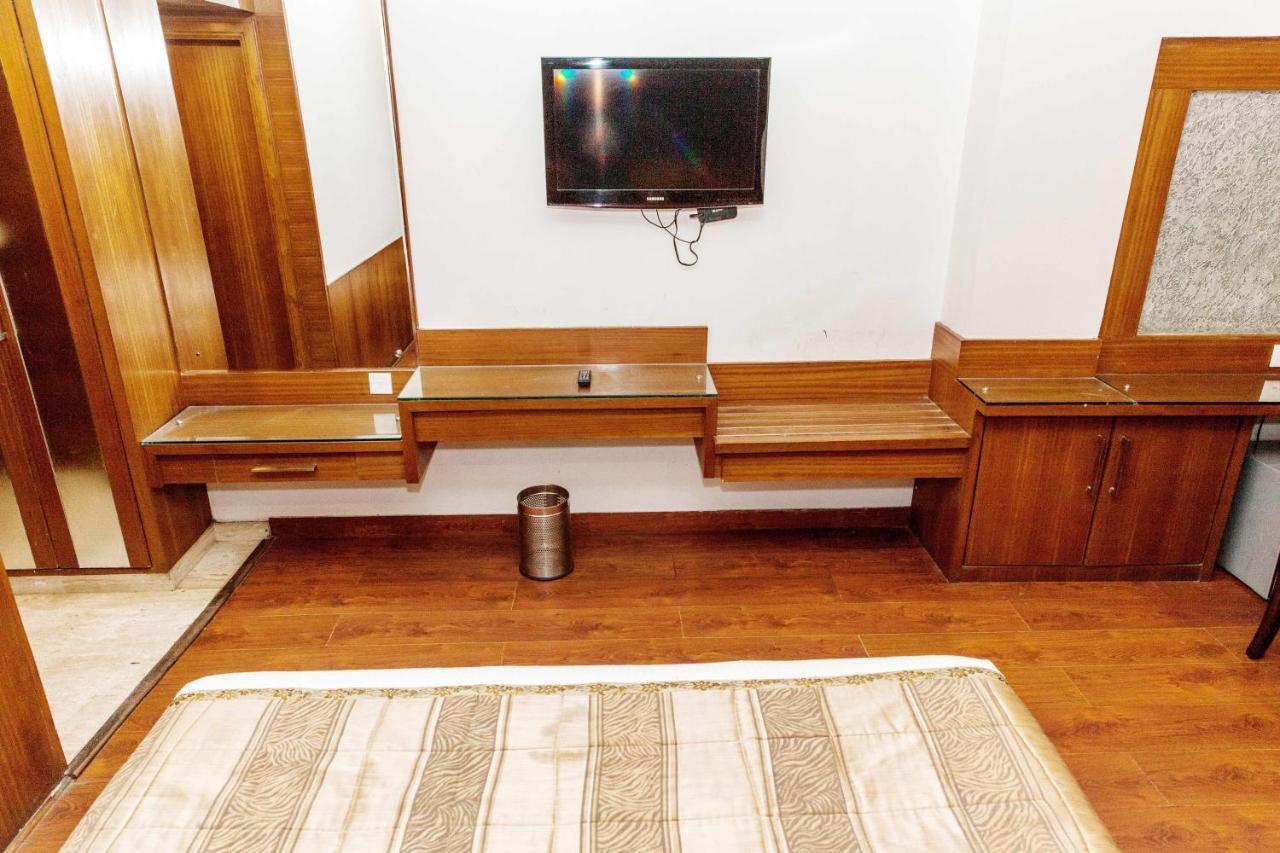 Hotel Subash International Катра Экстерьер фото